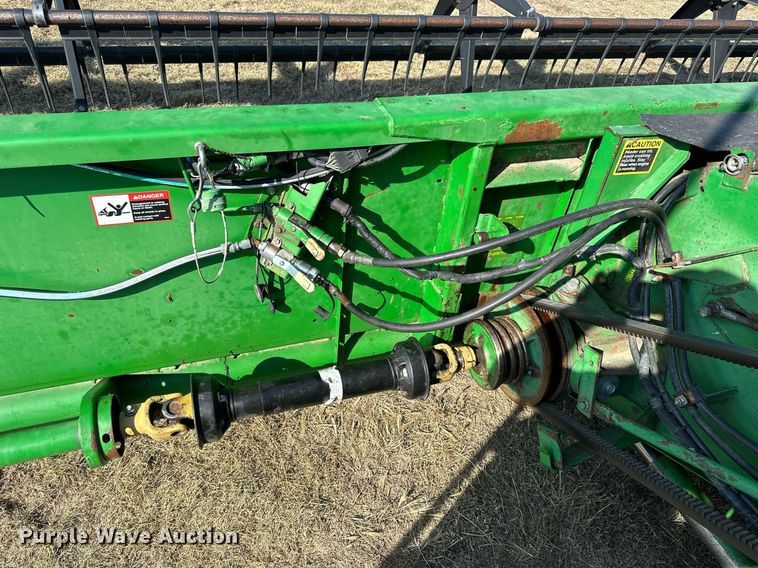 image for item NP9633 1998 John Deere 9610  RWA combine