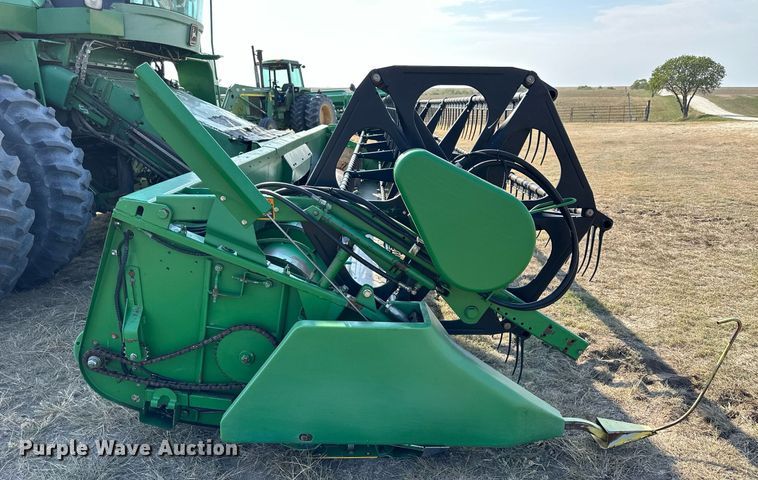 image for item NP9633 1998 John Deere 9610  RWA combine