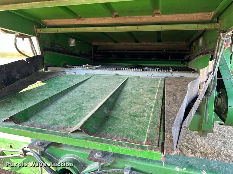 image for item NP9633 1998 John Deere 9610  RWA combine