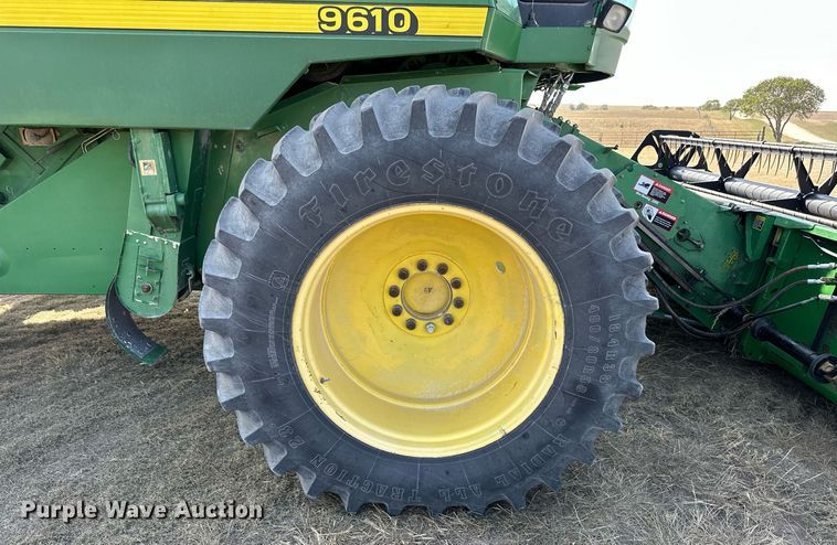 image for item NP9633 1998 John Deere 9610  RWA combine
