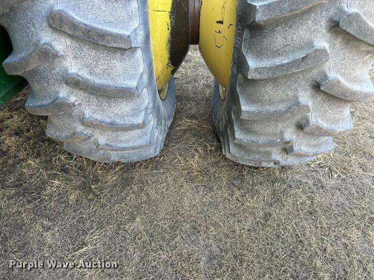 image for item NP9633 1998 John Deere 9610  RWA combine