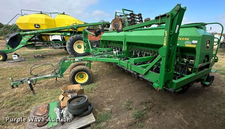 image for item NP9636 John Deere 1590  grain drill