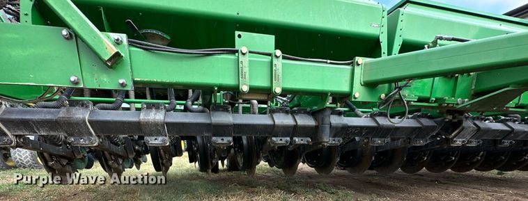 image for item NP9636 John Deere 1590  grain drill