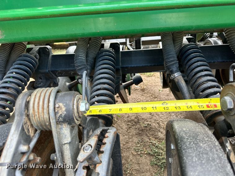image for item NP9636 John Deere 1590  grain drill