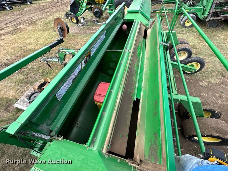 image for item NP9636 John Deere 1590  grain drill