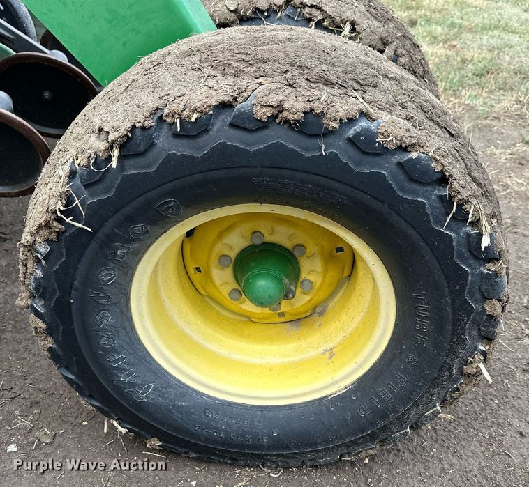 image for item NP9636 John Deere 1590  grain drill