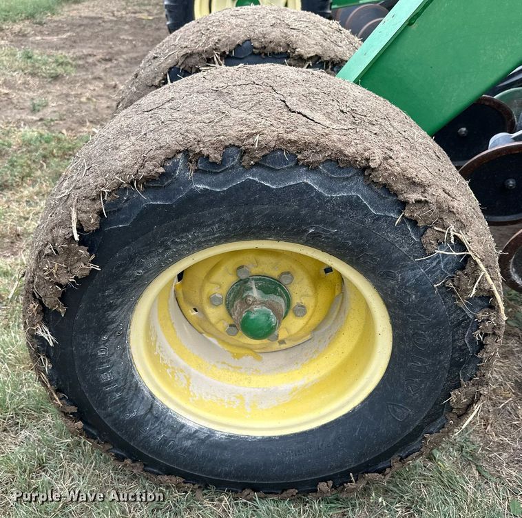 image for item NP9636 John Deere 1590  grain drill