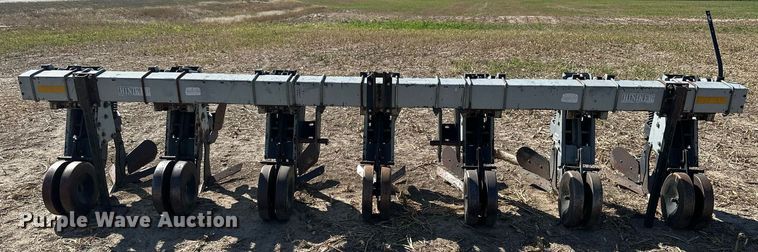 image for item NP9637 Hiniker 5000  row crop cultivator