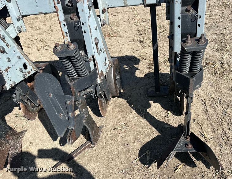 image for item NP9637 Hiniker 5000  row crop cultivator