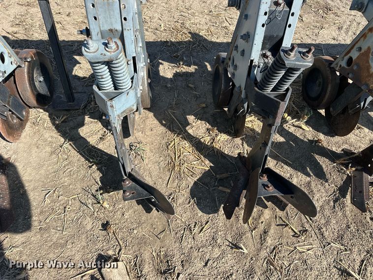 image for item NP9637 Hiniker 5000  row crop cultivator