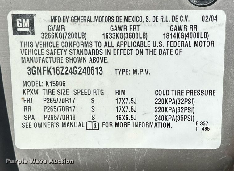 image for item OK9177 2004 Chevrolet Suburban  SUV