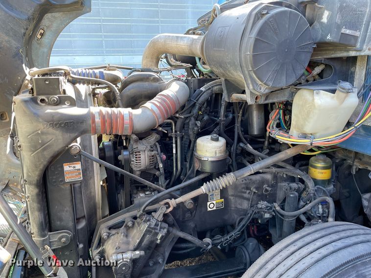 image for item DI5178 2012 Kenworth T700  semi truck