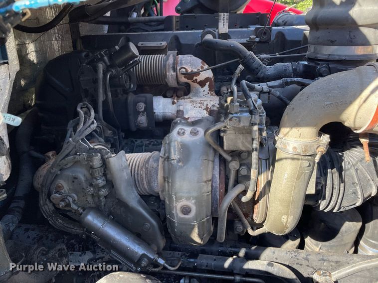 image for item DI5178 2012 Kenworth T700  semi truck