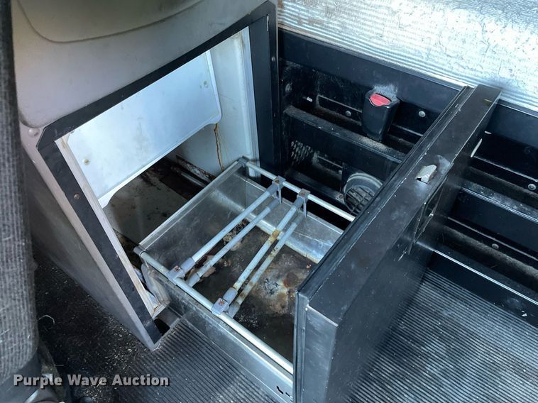 image for item DI5178 2012 Kenworth T700  semi truck