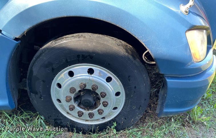 image for item DI5178 2012 Kenworth T700  semi truck