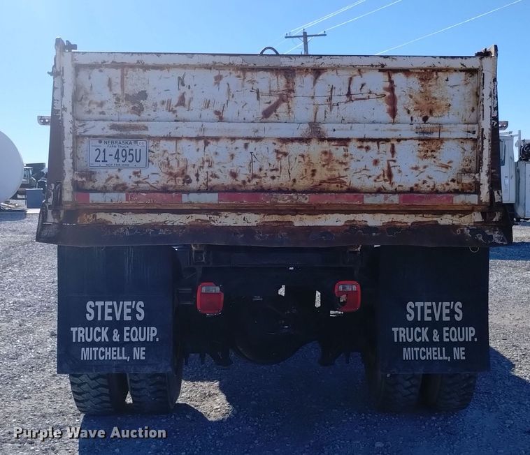 image for item DK8906 1991 Ford F700  dump truck