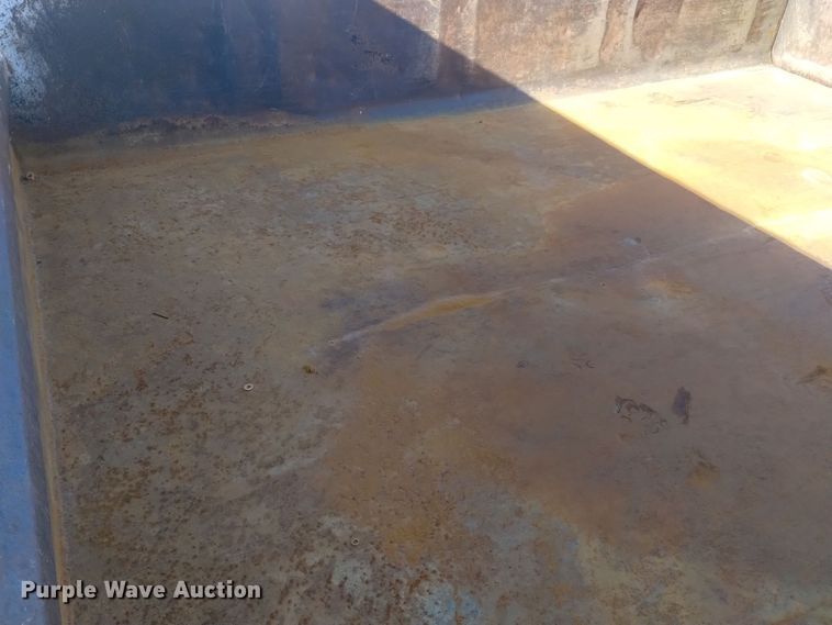 image for item DK8906 1991 Ford F700  dump truck