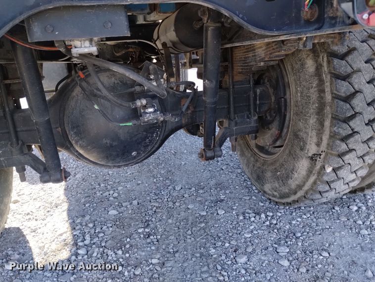 image for item DK8906 1991 Ford F700  dump truck