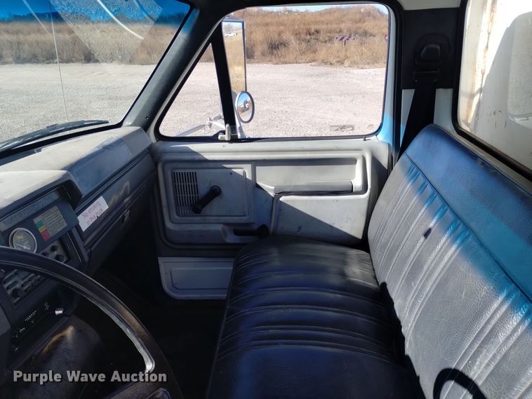 image for item DK8906 1991 Ford F700  dump truck