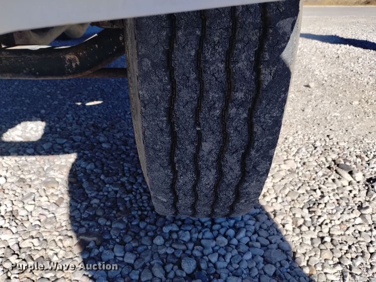 image for item DK8906 1991 Ford F700  dump truck