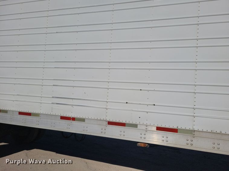 image for item DL7748 2008 Utility 3000R  refrigerated van trailer