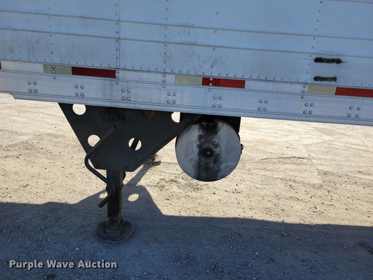 image for item DL7748 2008 Utility 3000R  refrigerated van trailer