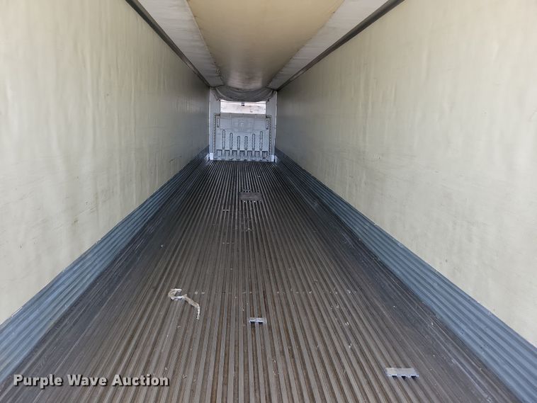 image for item DL7748 2008 Utility 3000R  refrigerated van trailer