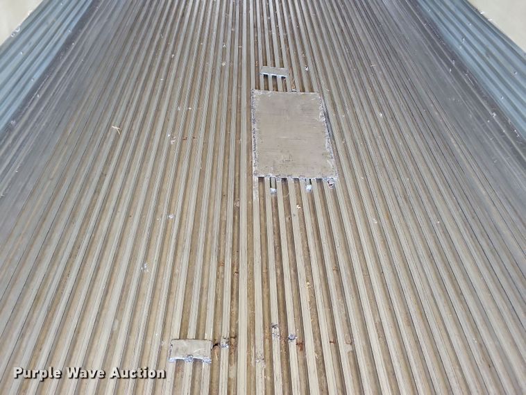 image for item DL7748 2008 Utility 3000R  refrigerated van trailer