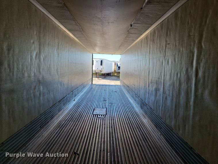 image for item DL7748 2008 Utility 3000R  refrigerated van trailer