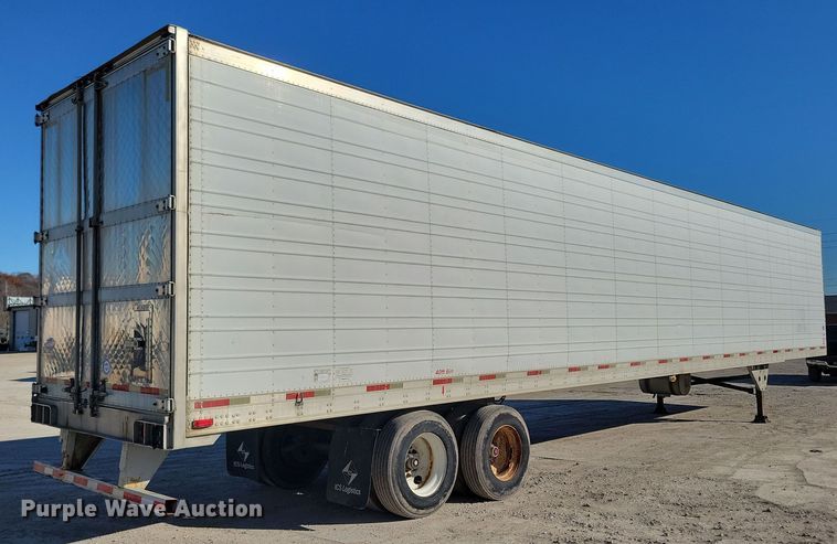 image for item DL7749 2006 Utility 3000R  refrigerated van trailer