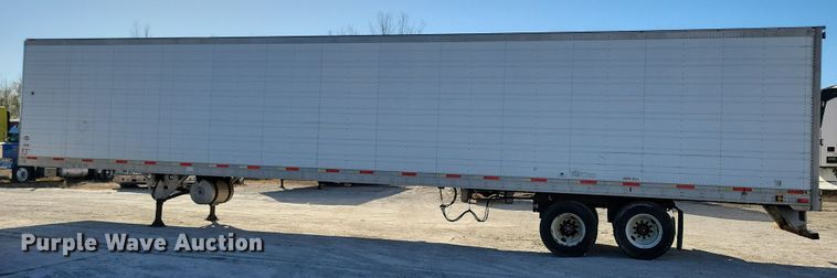 image for item DL7749 2006 Utility 3000R  refrigerated van trailer
