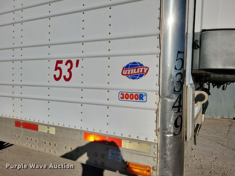 image for item DL7754 2005 Utility 3000R  refrigerated van trailer