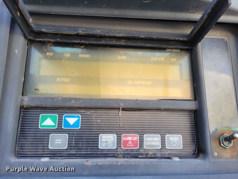 image for item DL7754 2005 Utility 3000R  refrigerated van trailer