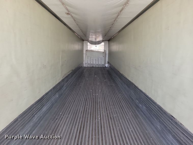 image for item DL7754 2005 Utility 3000R  refrigerated van trailer