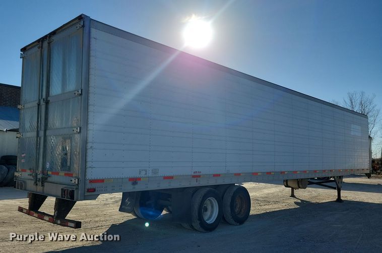 image for item DL7755 2006 Utility 3000R  refrigerated van trailer