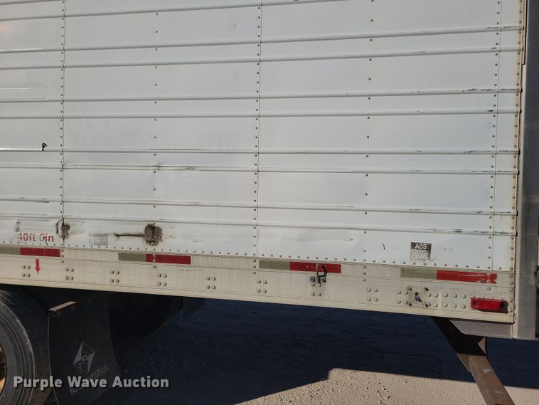 image for item DL7755 2006 Utility 3000R  refrigerated van trailer