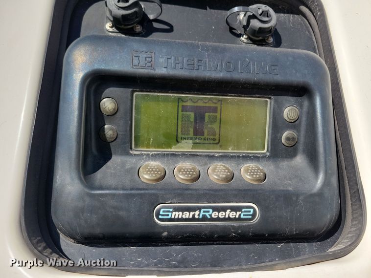 image for item DL7755 2006 Utility 3000R  refrigerated van trailer