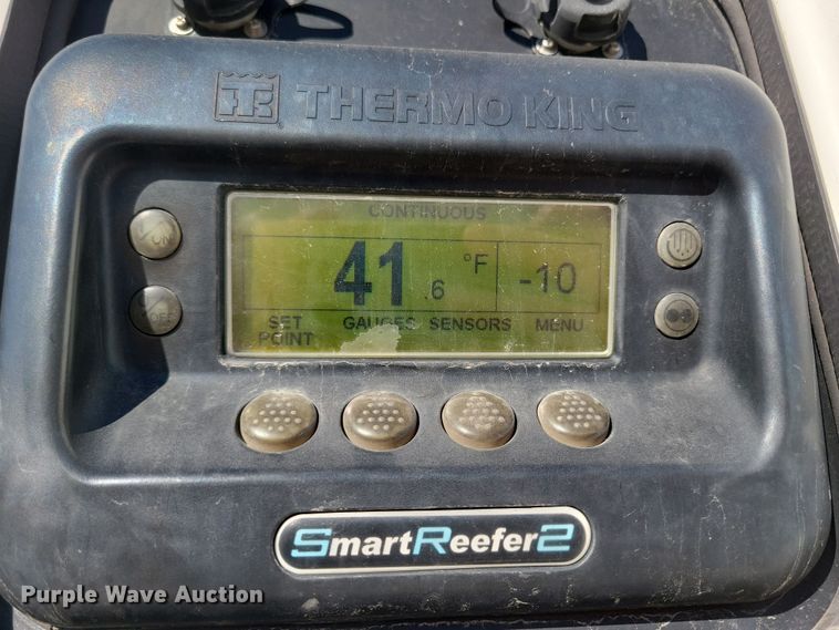 image for item DL7755 2006 Utility 3000R  refrigerated van trailer