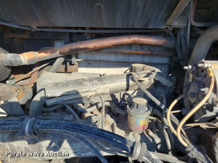 image for item DL7755 2006 Utility 3000R  refrigerated van trailer