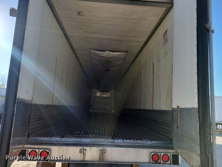 image for item DL7755 2006 Utility 3000R  refrigerated van trailer