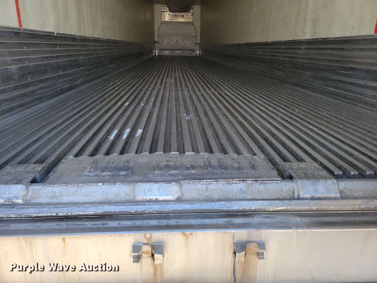 image for item DL7755 2006 Utility 3000R  refrigerated van trailer