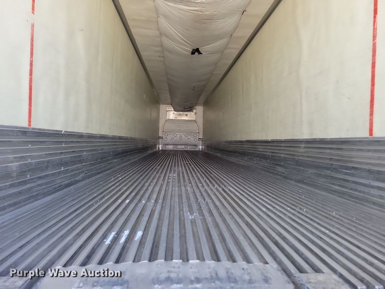 image for item DL7755 2006 Utility 3000R  refrigerated van trailer