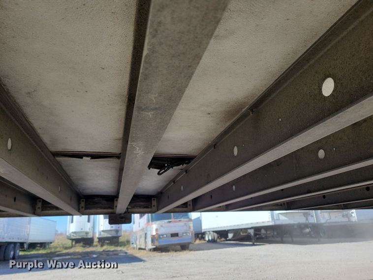 image for item DL7757 2008 Utility 3000R  refrigerated van trailer