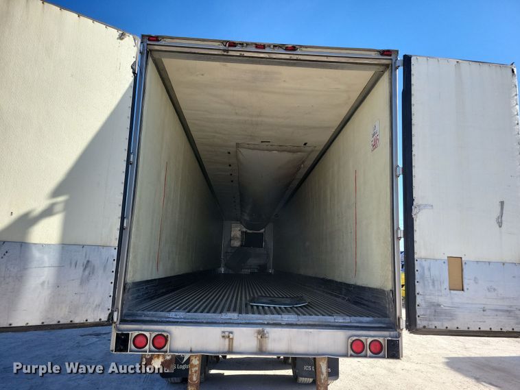 image for item DL7758 2006 Utility 3000R  refrigerated van trailer