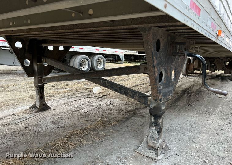 image for item DL7759 1999 Utility Trailer MFG  refrigerated van trailer