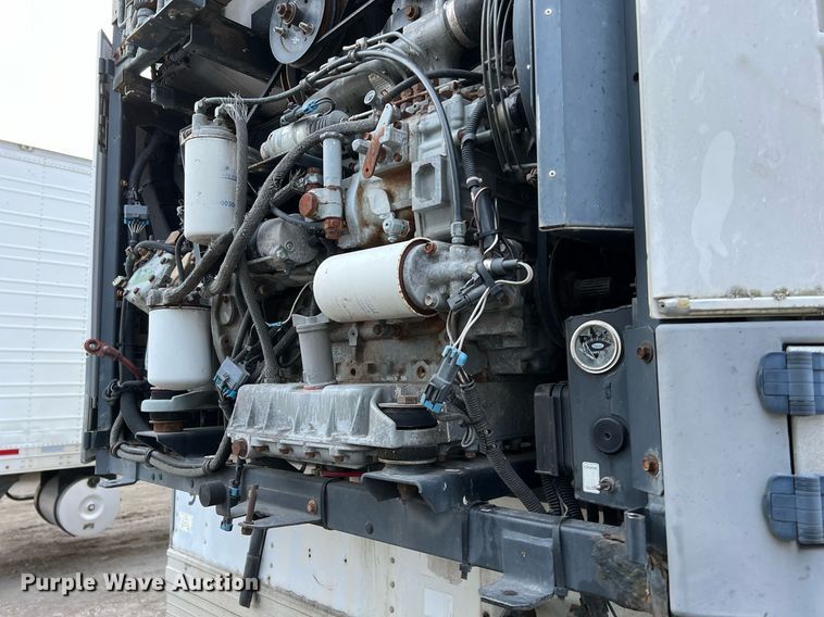 image for item DL7759 1999 Utility Trailer MFG  refrigerated van trailer