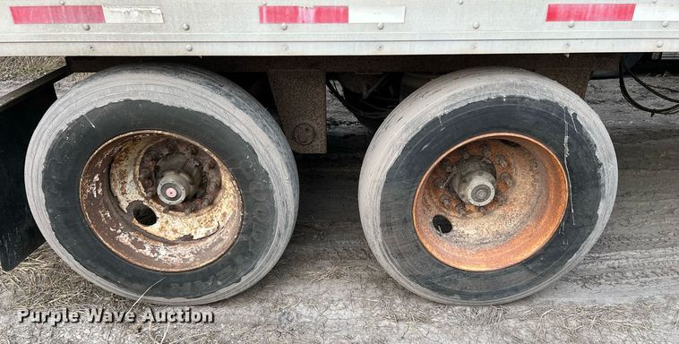 image for item DL7759 1999 Utility Trailer MFG  refrigerated van trailer