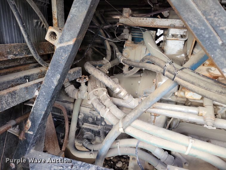 image for item DL7760 1971 Silver Eagle  bus