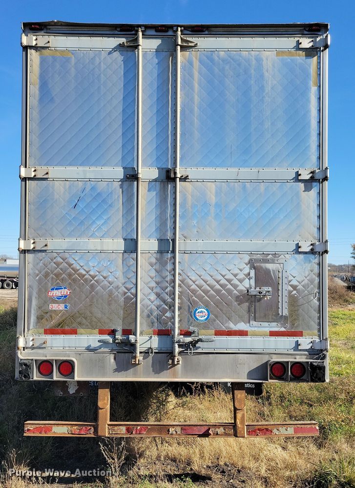 image for item DL7761 2006 Utility 3000R  refrigerated van trailer