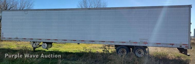 image for item DL7761 2006 Utility 3000R  refrigerated van trailer